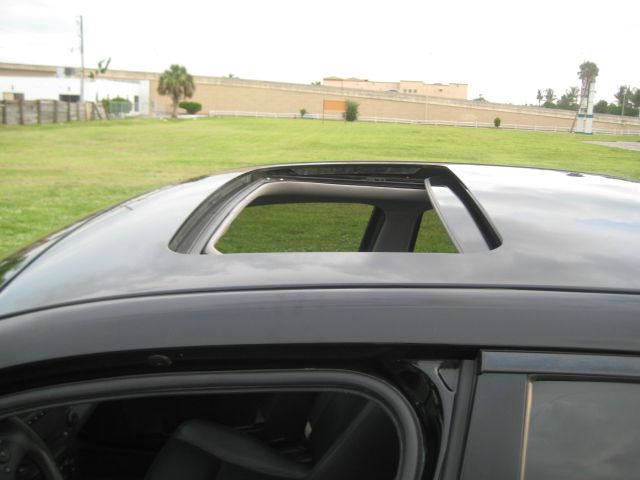 2004 Cadillac CTS Base