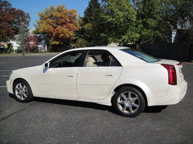2004 Cadillac CTS Unknown