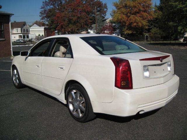 2004 Cadillac CTS Unknown