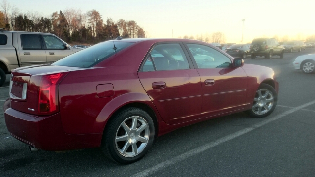 2004 Cadillac CTS Base