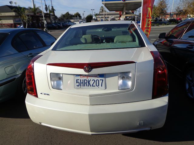 2004 Cadillac CTS Base