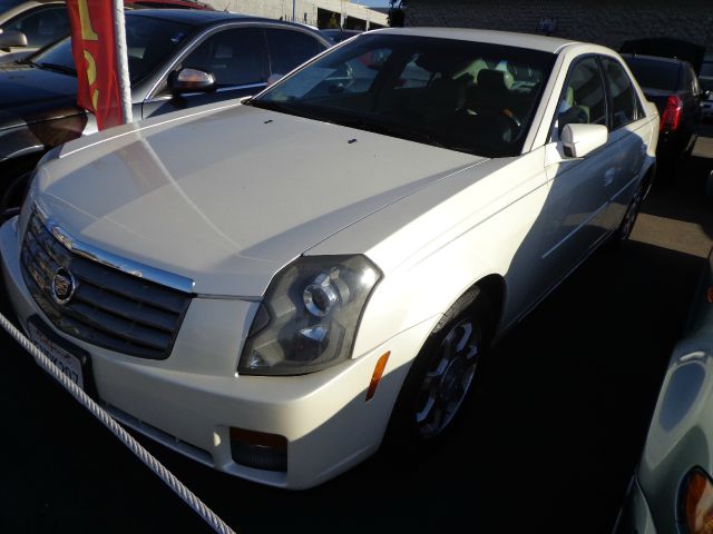 2004 Cadillac CTS Base