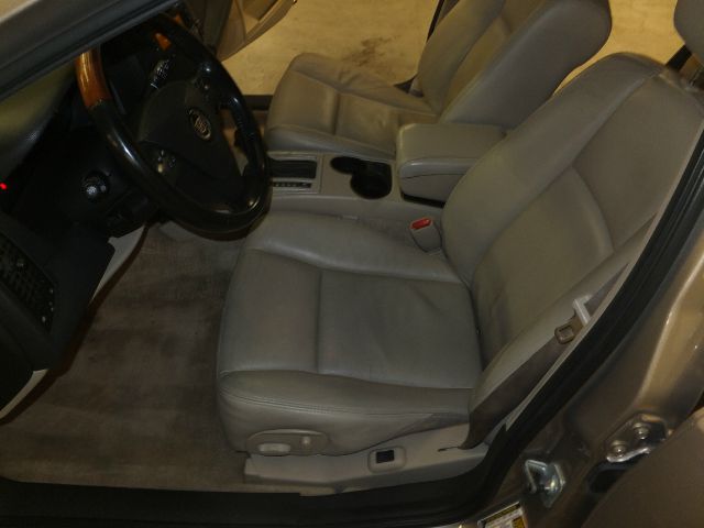 2004 Cadillac CTS Base