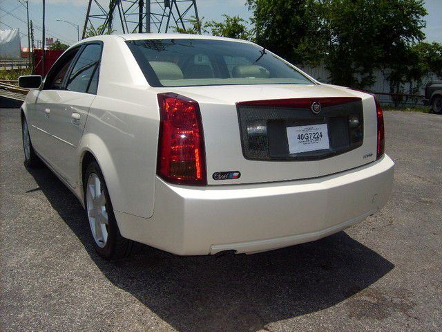 2004 Cadillac CTS Unknown