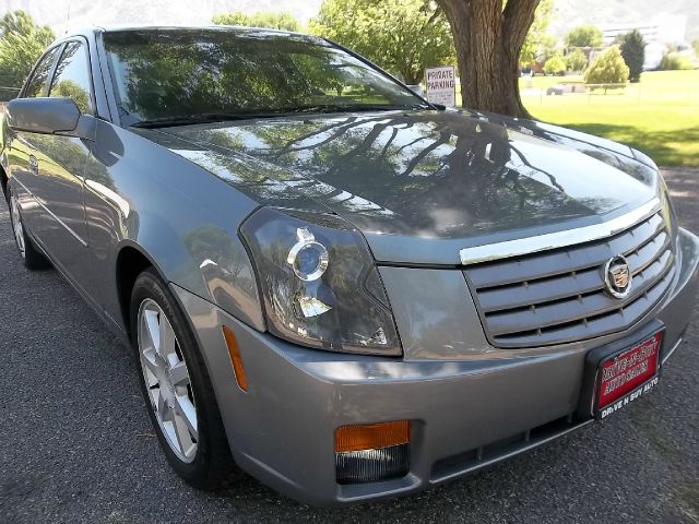 2004 Cadillac CTS Base