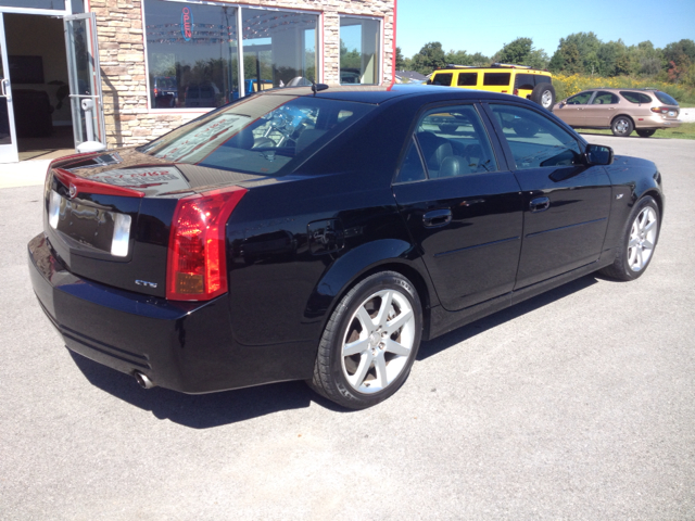 2005 Cadillac CTS CE Van