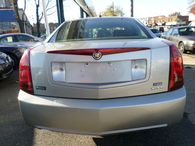 2005 Cadillac CTS Unknown