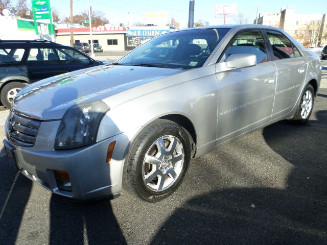 2005 Cadillac CTS Unknown