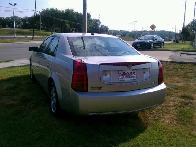 2005 Cadillac CTS Base