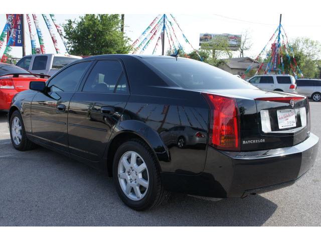 2006 Cadillac CTS Unknown