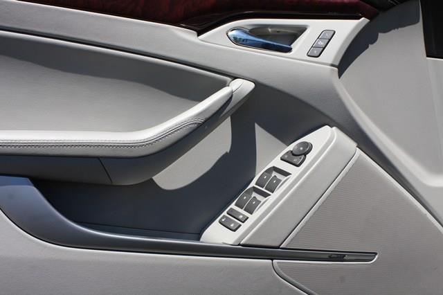 2009 Cadillac CTS 2WD Supercrew Styleside 5-1/2 Ft Box XLT