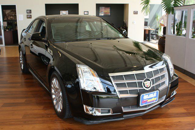 2010 Cadillac CTS 2010 Volkswagen SE