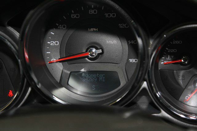 2010 Cadillac CTS 2010 Volkswagen SE