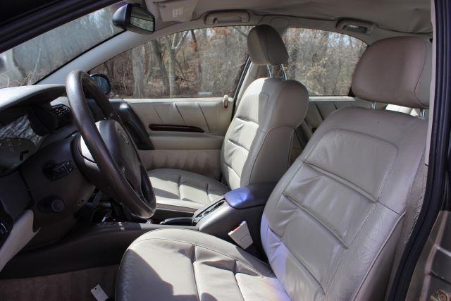 1998 Cadillac Catera L.T. 4-w.d. 5.3L