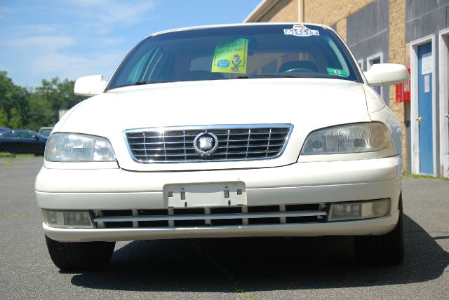 2000 Cadillac Catera Base