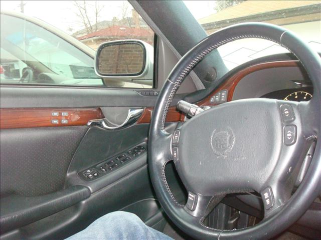 2000 Cadillac DTS Unknown