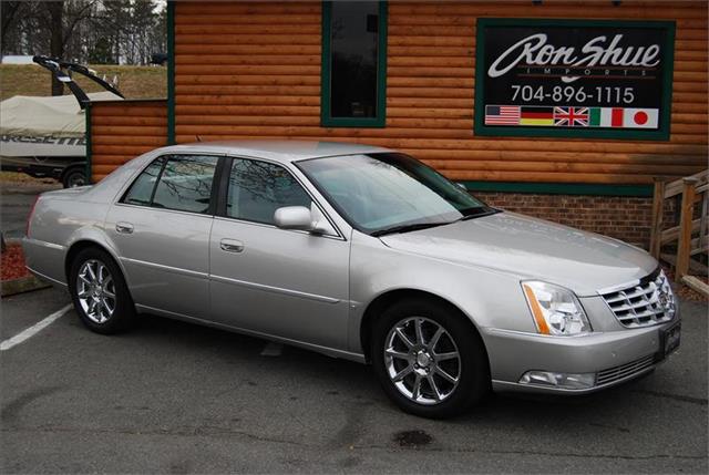 2006 Cadillac DTS Unknown