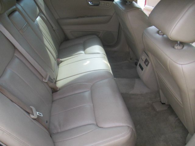 2006 Cadillac DTS T6 Sport Utility 4D