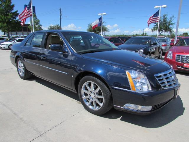 2006 Cadillac DTS Crewcab 4X4 Kingranch