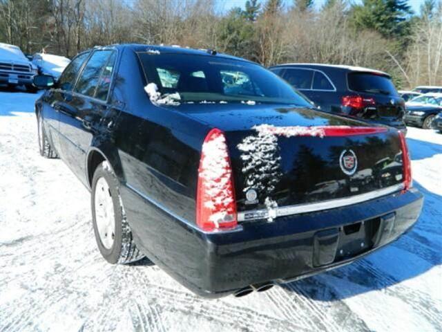2006 Cadillac DTS SE 4 Dr