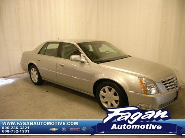 2006 Cadillac DTS 4dr Sdn I4 SE-R