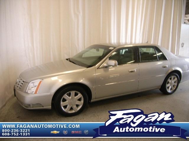 2006 Cadillac DTS 4dr Sdn I4 SE-R