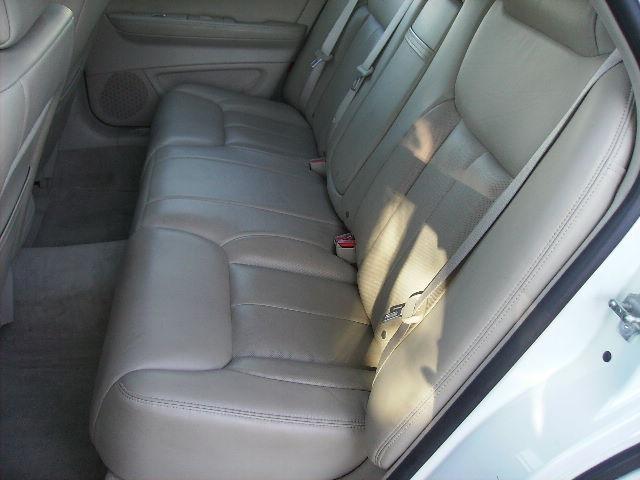 2006 Cadillac DTS Unknown