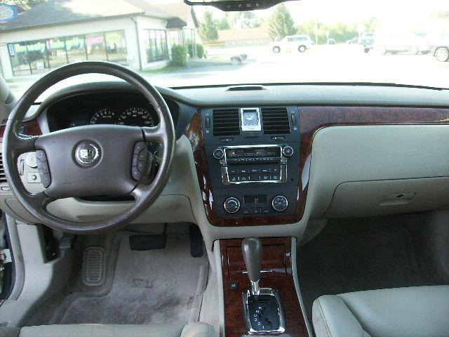 2006 Cadillac DTS Unknown