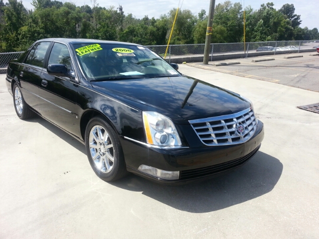2006 Cadillac DTS Base
