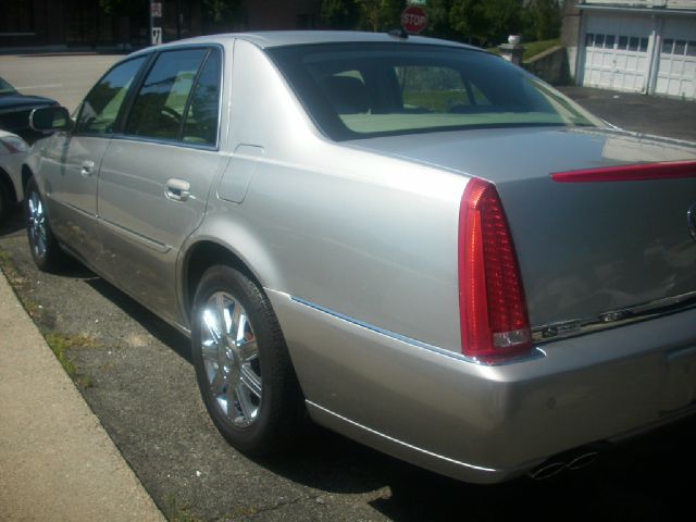 2006 Cadillac DTS Unknown