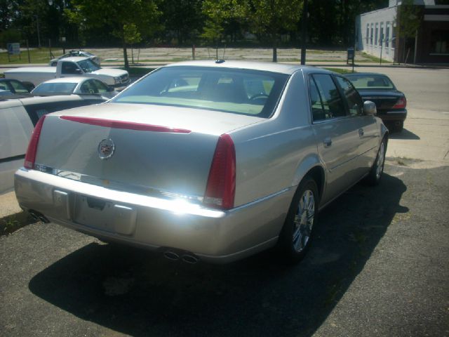 2006 Cadillac DTS Unknown