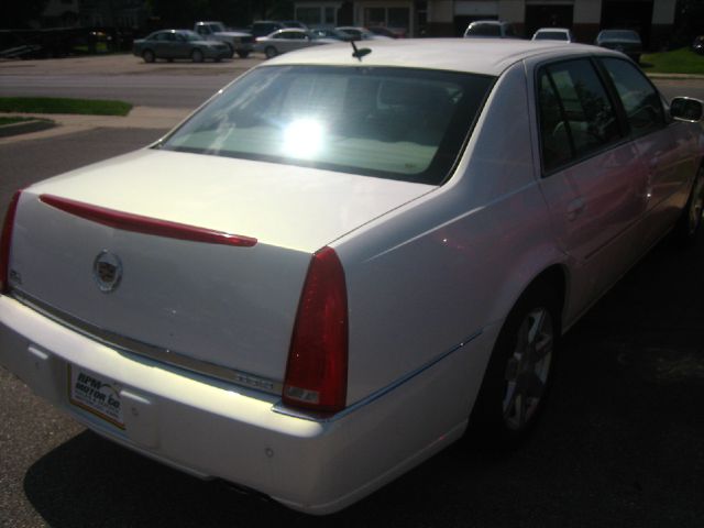2007 Cadillac DTS SE R