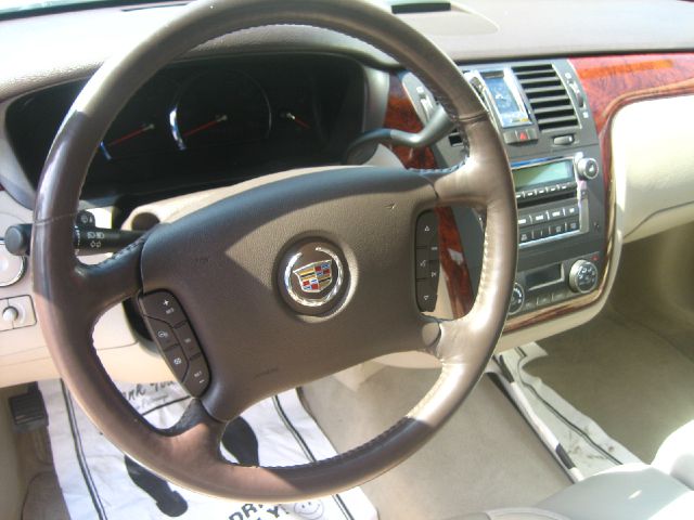 2007 Cadillac DTS SE R