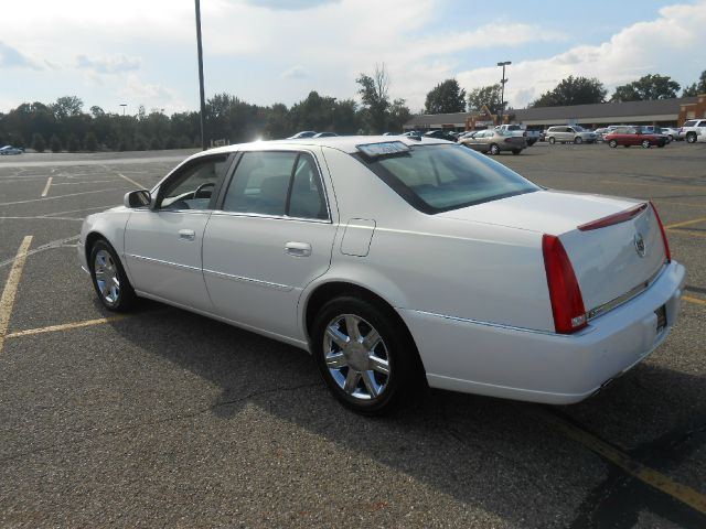 2007 Cadillac DTS Unknown