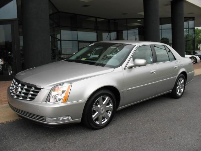 2007 Cadillac DTS SE-R