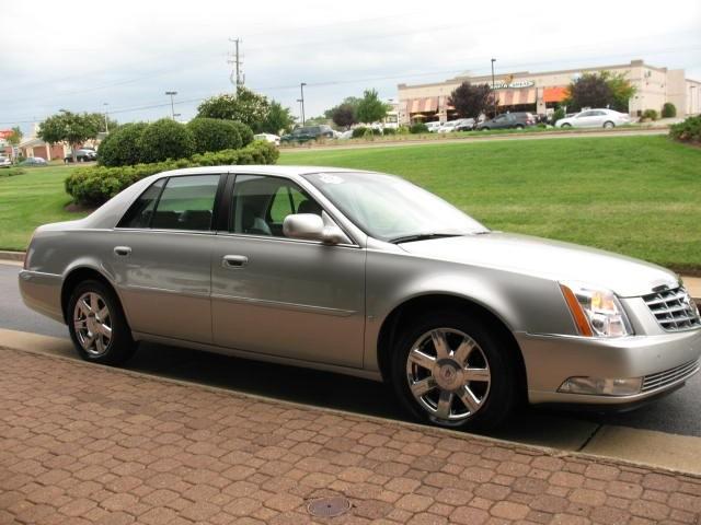 2007 Cadillac DTS SE-R