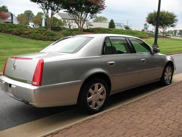 2007 Cadillac DTS SE-R