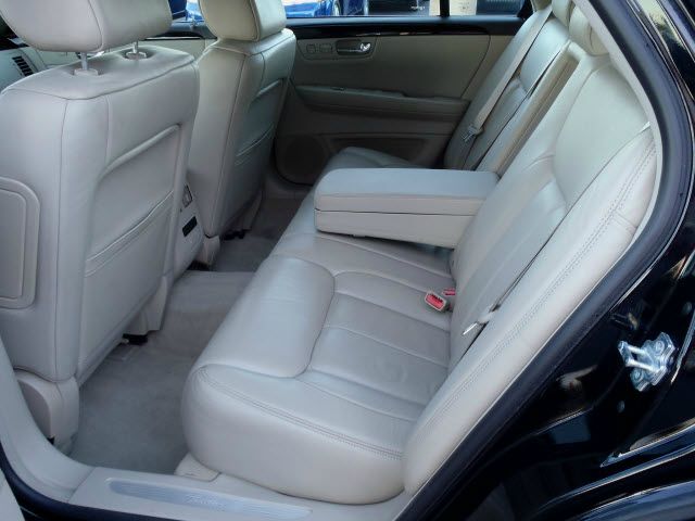 2007 Cadillac DTS 4dr Sdn I4 CVT Ltd Avail