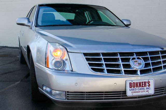 2007 Cadillac DTS Unknown