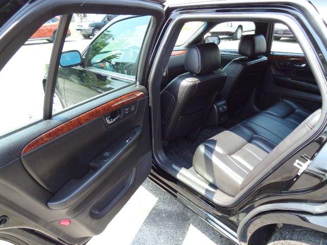 2007 Cadillac DTS 4dr Sdn I4 CVT Ltd Avail