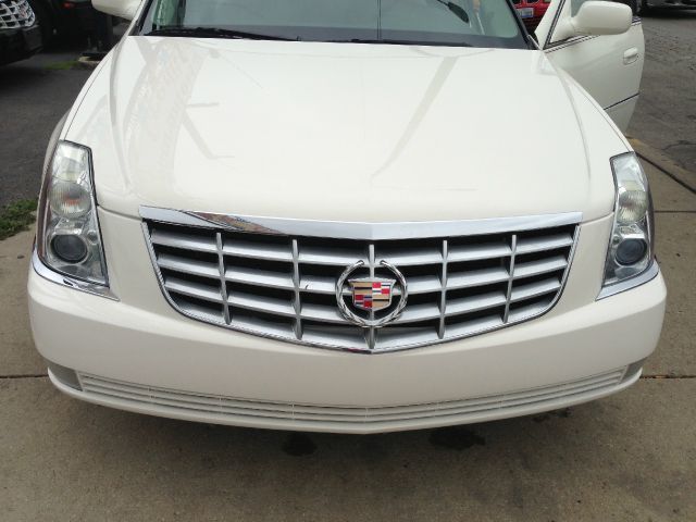 2007 Cadillac DTS SE R