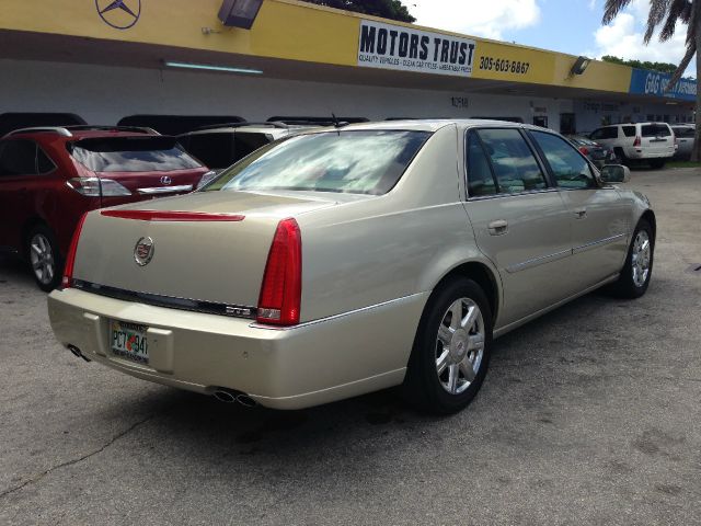 2007 Cadillac DTS SE R