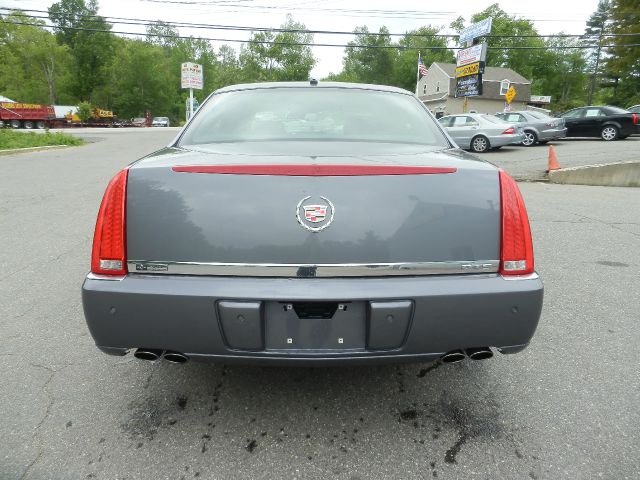 2007 Cadillac DTS T6 Sport Utility 4D