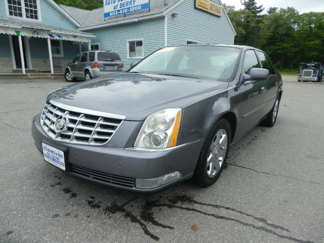 2007 Cadillac DTS T6 Sport Utility 4D