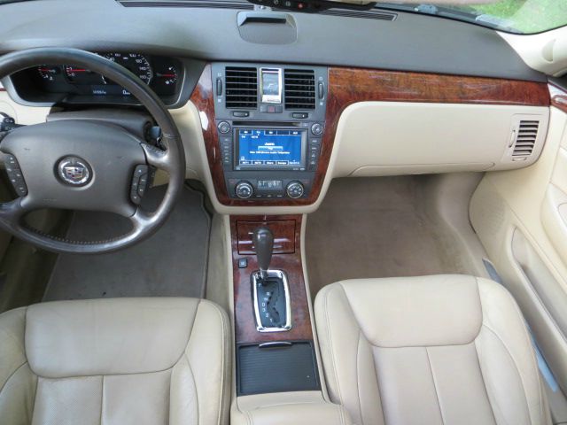 2007 Cadillac DTS 4dr Sdn I4 CVT Ltd Avail