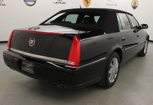 2007 Cadillac DTS 4dr Sdn I4 CVT Ltd Avail