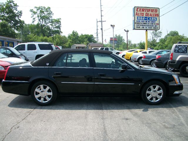 2007 Cadillac DTS SE R