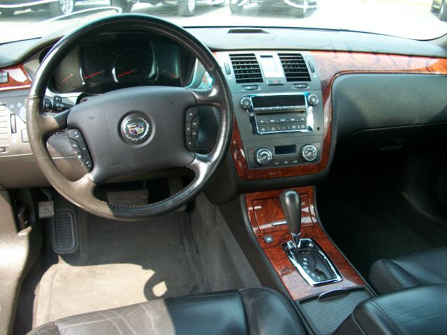 2007 Cadillac DTS SE R