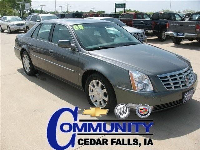 2008 Cadillac DTS Base
