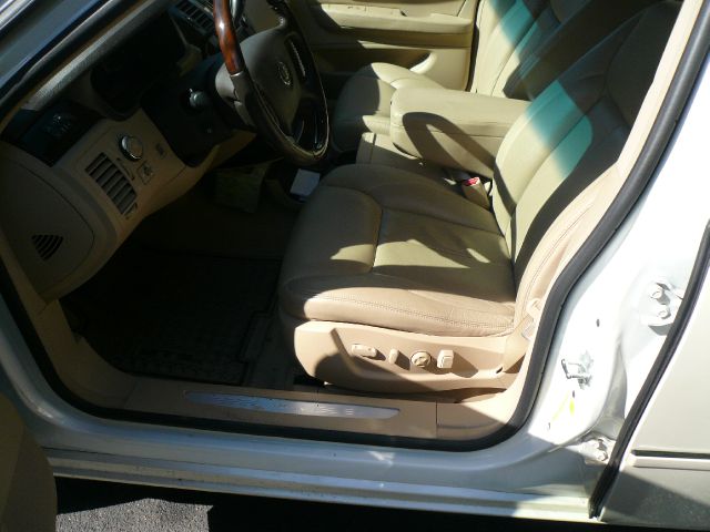 2008 Cadillac DTS SE-R